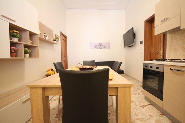 Le Tre Rose Di Mary Apartamento Avola Exterior foto